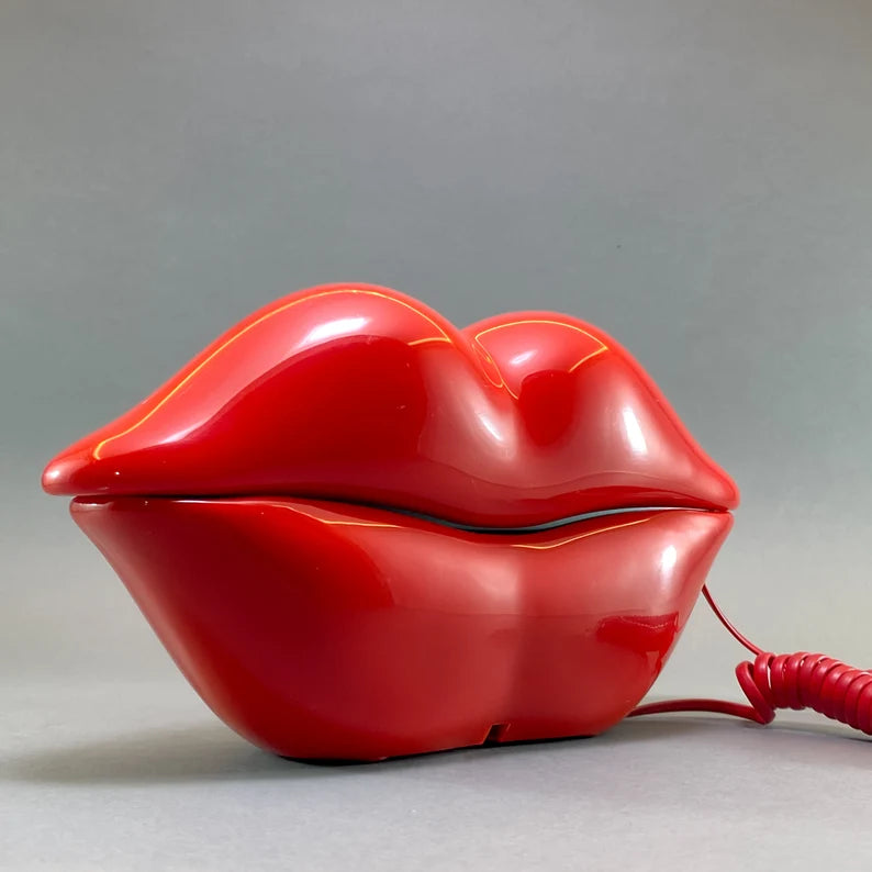 1980s Red Hot Lips Pop Art Phone - STYLE-CHNGR