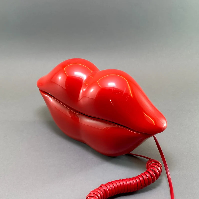 1980s Red Hot Lips Pop Art Phone - STYLE-CHNGR