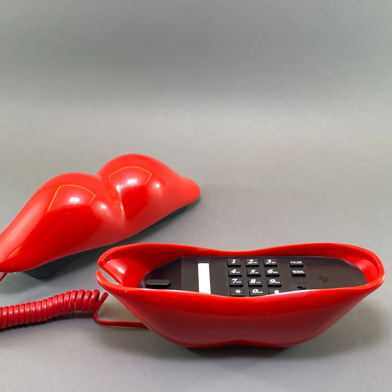 1980s Red Hot Lips Pop Art Phone - STYLE-CHNGR