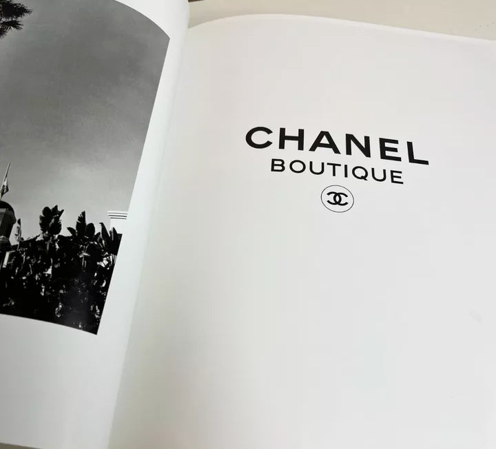 1996 Chanel Los Angeles boutique lookbook