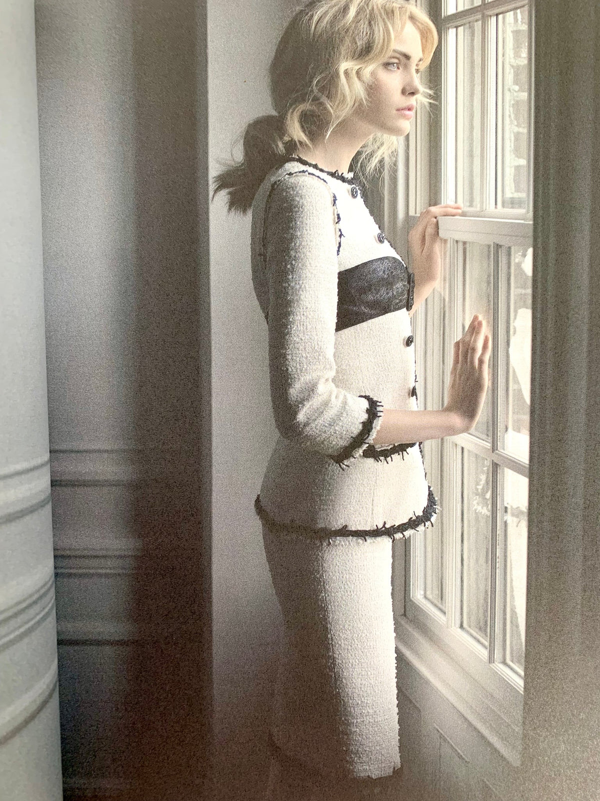 2009 CHANEL SPRING SUMMER SUNLIGHT IN VERMONT ART BOOK CATALOGUE - STYLE-CHNGR