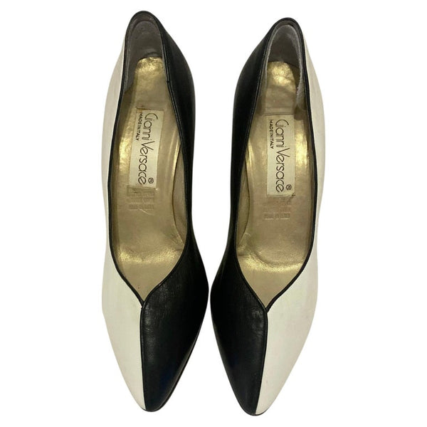 1980s Gianni Versace Vintage Color Block Black White Leather Pumps