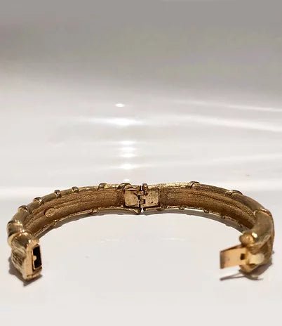 1960s GIVENCHY CUSTOME JEWELLERY SLAVE GILT BANGLE BRACELET - STYLE-CHNGR