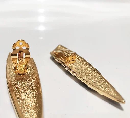 1980s GIVENCHY ZEBRA STRIPE ENAMEL RUNWAY COUTURE ELONGATED CLIP EARRINGS - STYLE-CHNGR