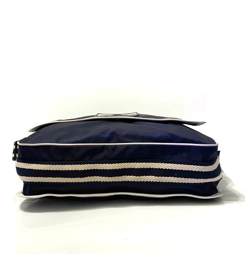 2000s Gucci Navy Canvas Crossbody messenger travel bag - STYLE-CHNGR